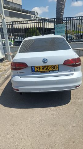 מודעת רכב פולקסווגן ג'טה 