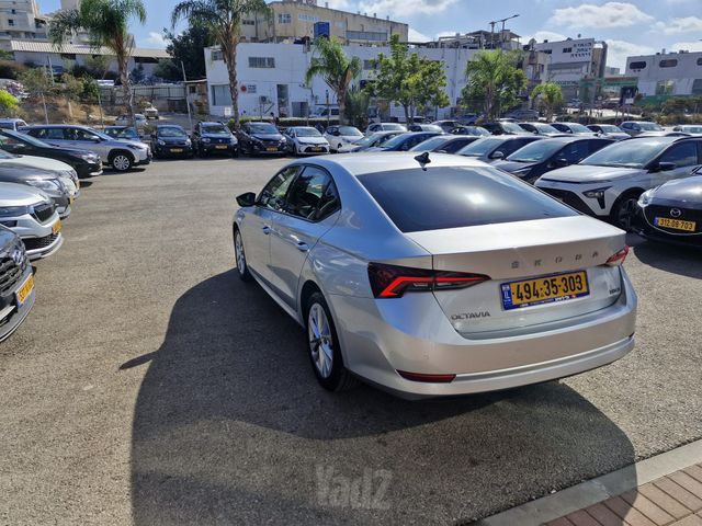 סקודה אוקטביה