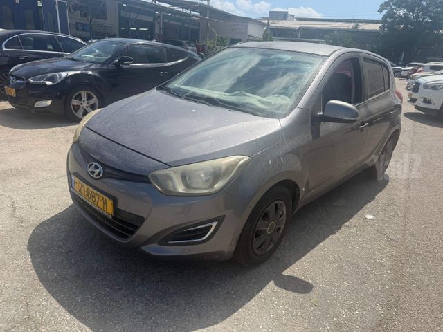 מודעת רכב יונדאי i20