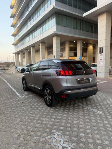 פיג'ו 3008