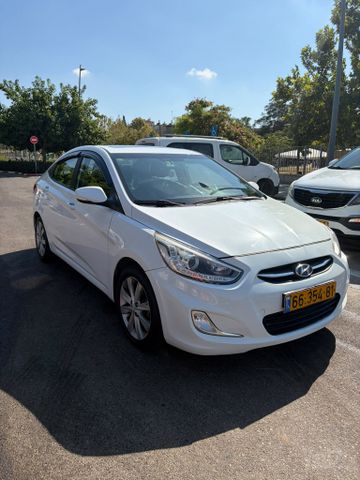 יונדאי אקסנט i25
