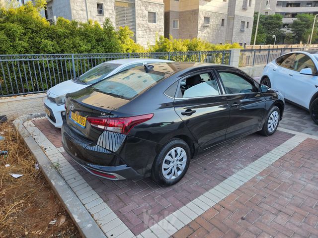 יונדאי אקסנט i25