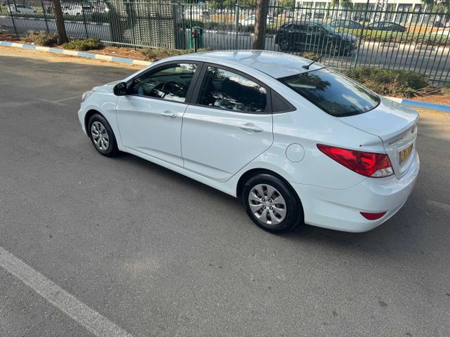 יונדאי אקסנט i25