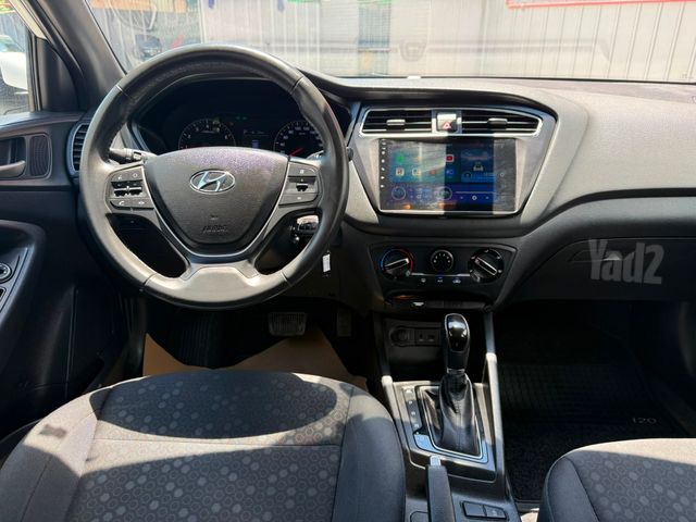 יונדאי i20