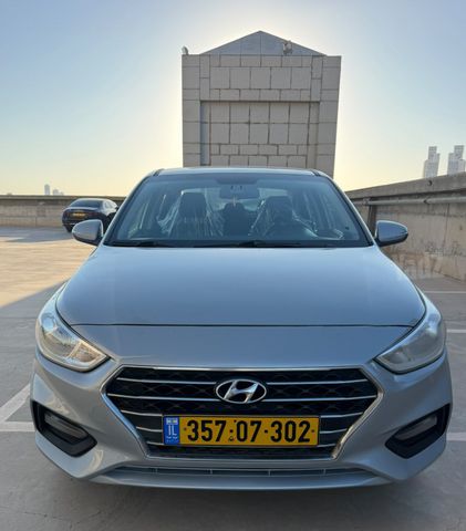 יונדאי אקסנט i25