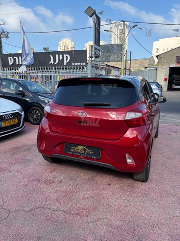 יונדאי i10