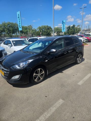 יונדאי i30