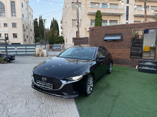 מאזדה 3