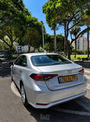 טויוטה קורולה