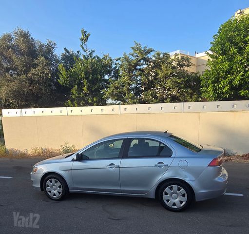 מיצובישי לנסר