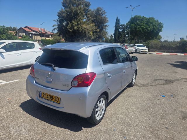 מיצובישי ספייס סטאר