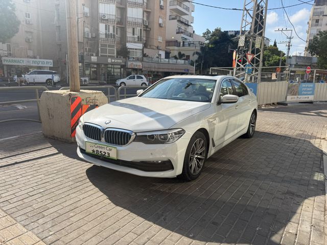 מודעת רכב ב מ וו סדרה 5 2
