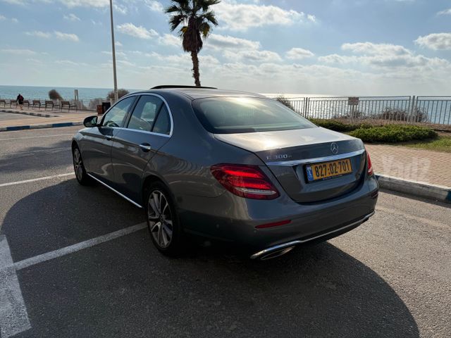 מרצדס-בנץ E-class
