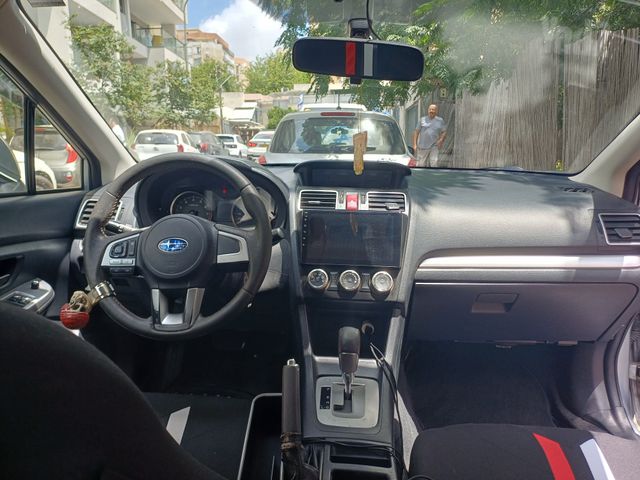 סובארו XV