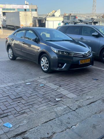 מודעת רכב טויוטה קורולה