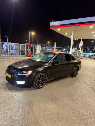 סקודה אוקטביה