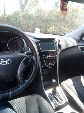 יונדאי i30