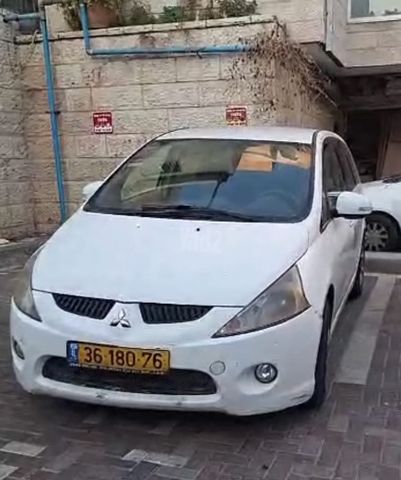 מודעת רכב מיצובישי גרנדיס