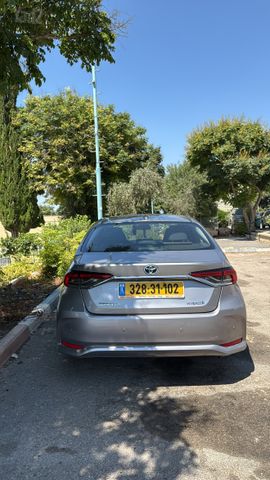 טויוטה קורולה