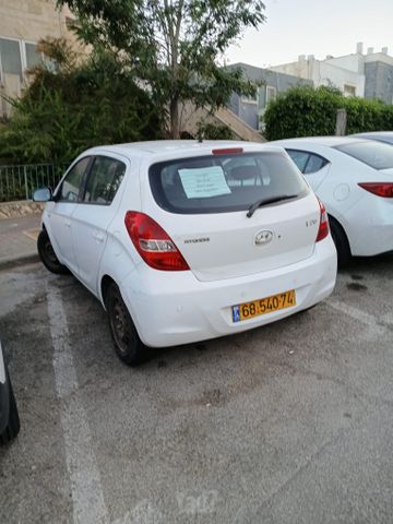 יונדאי i20