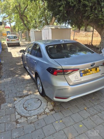 טויוטה קורולה