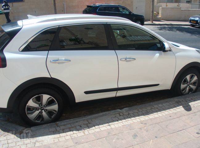 מודעת רכב קיה נירו