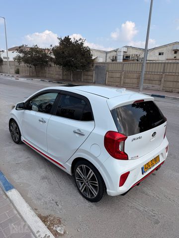 קיה פיקנטו