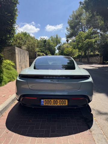 מודעת רכב פורשה טייקן