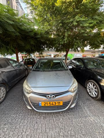מודעת רכב יונדאי i20