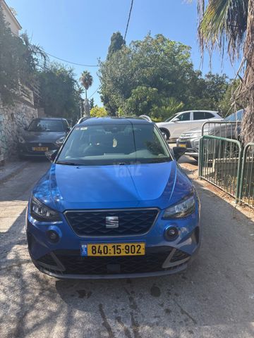 סיאט ארונה