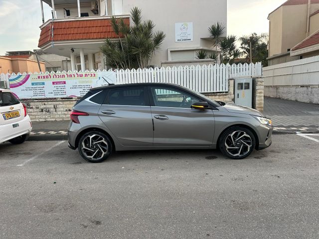 יונדאי i20