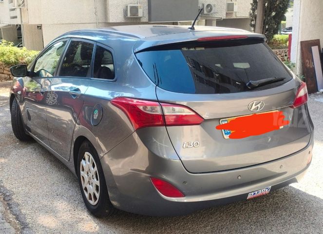 יונדאי i30
