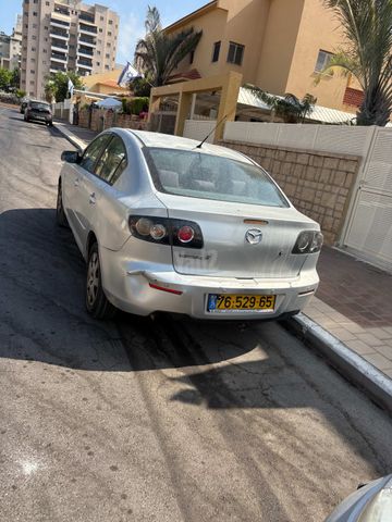 מאזדה 3