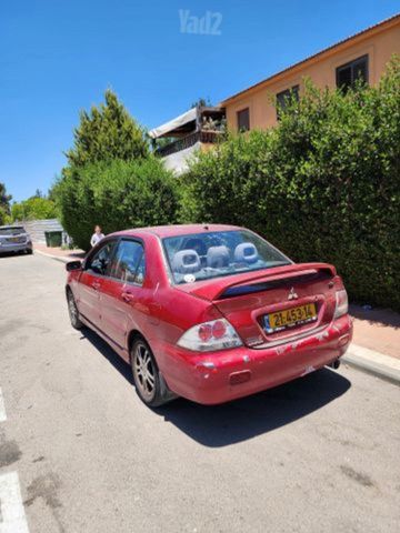 מודעת רכב מיצובישי לנסר