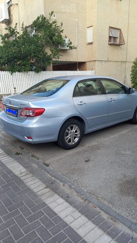 טויוטה קורולה