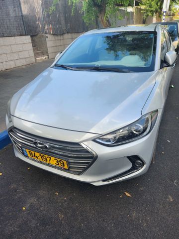 יונדאי אלנטרה