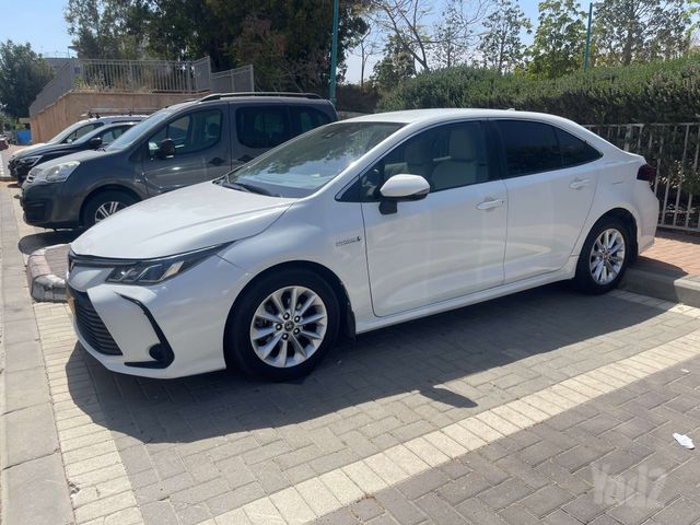 טויוטה קורולה