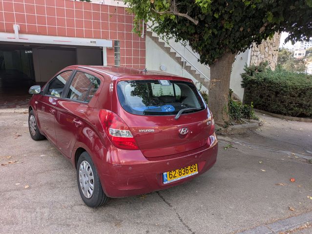 מודעת רכב יונדאי i20