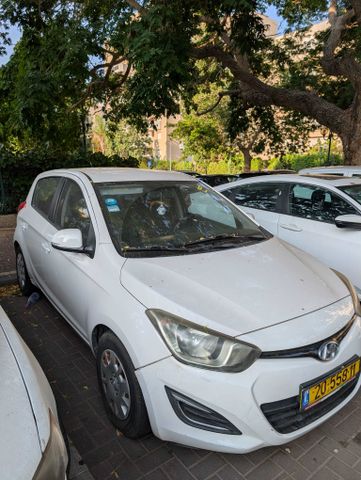 יונדאי i20