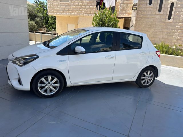 מודעת רכב טויוטה יאריס