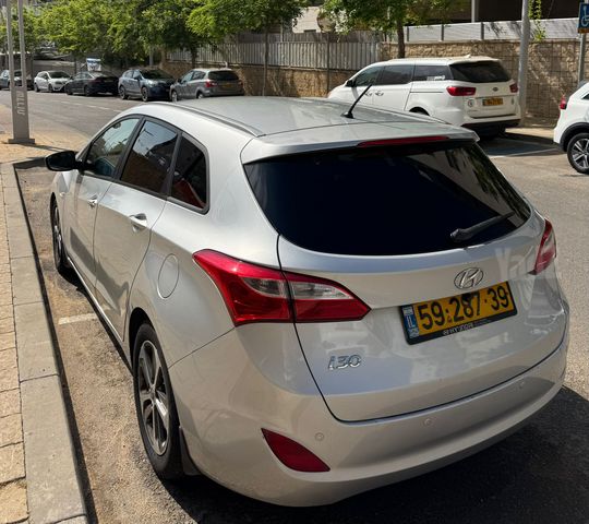 יונדאי i30