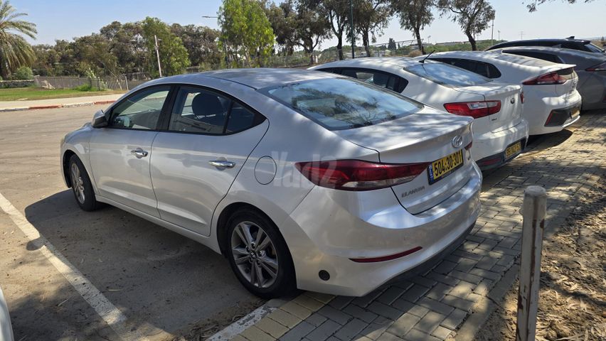 יונדאי אלנטרה