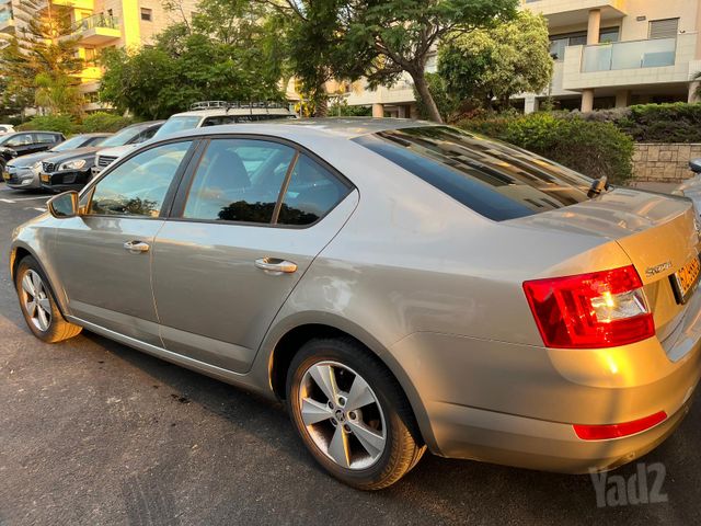 סקודה אוקטביה