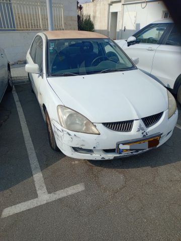 מיצובישי לנסר