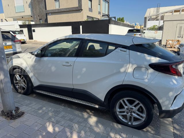 טויוטה C-HR
