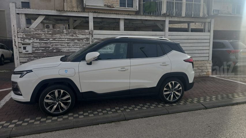 ג׳יי.איי.סי E-JS4