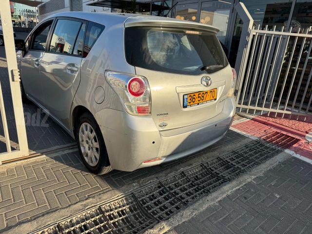 טויוטה ורסו
