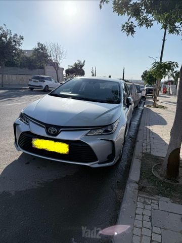 מודעת רכב טויוטה קורולה