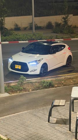 מודעת רכב יונדאי ולוסטר