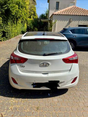 יונדאי i30